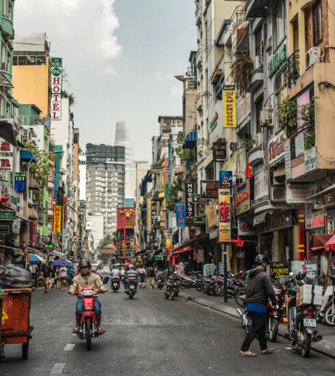 The Importance of Situational Awareness in the Field in Saigon, Vietnam | TRDCRFT