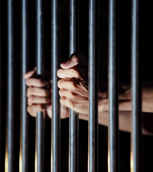 How to Escape From Prisons: Guide