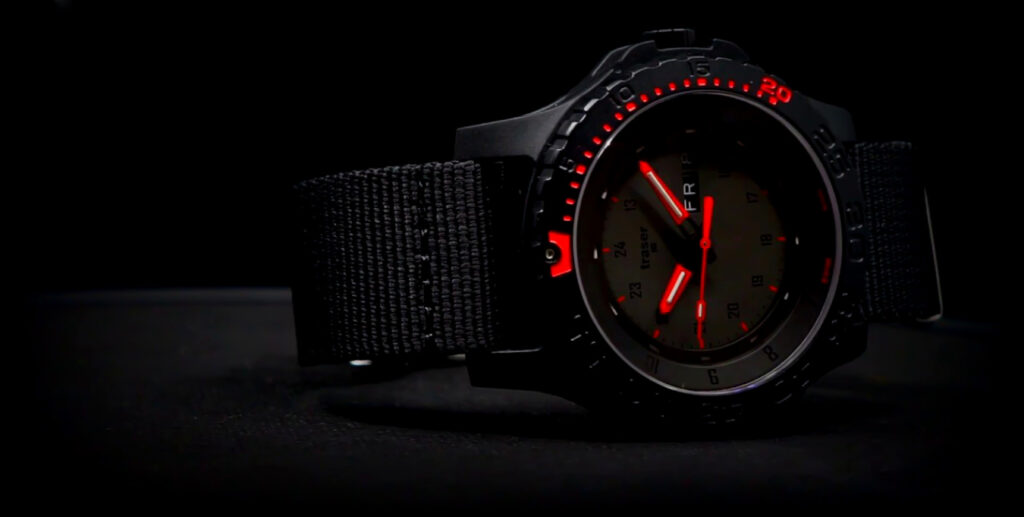 Traser Red Combat Watch - Lume Shot