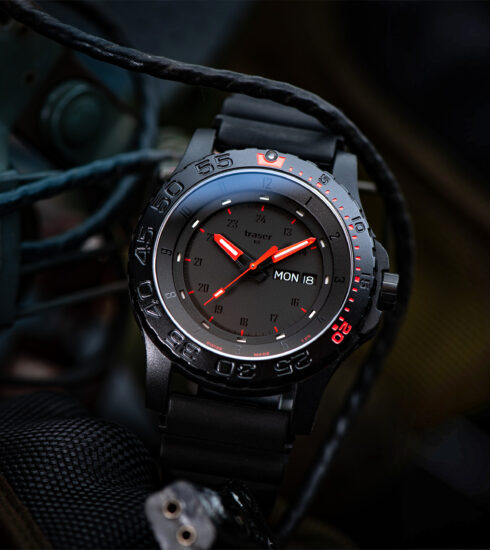 Traser Red Combat Watch - Review | Detcader Covert Operative