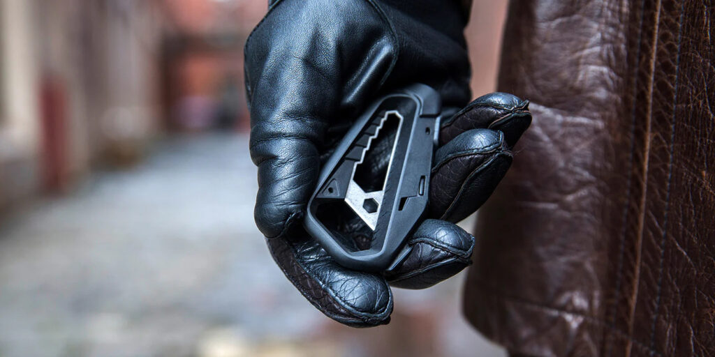 Tactica M.100 Multitool Review | RDCTD Covert Operative